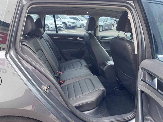 2017 Volkswagen Golf SportWagen TSI S