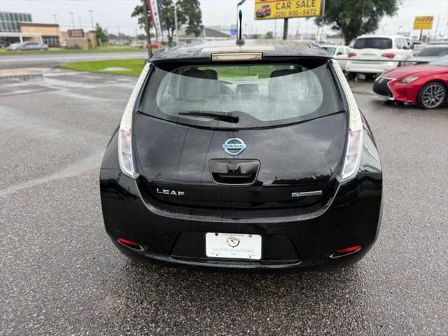 2011 Nissan LEAF SL