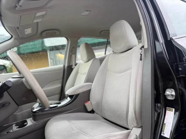 2011 Nissan LEAF SL
