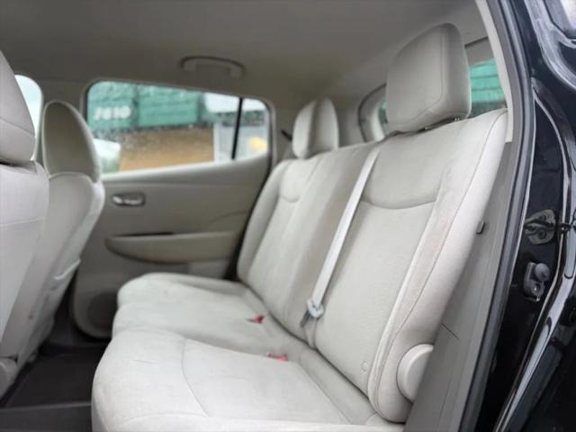 2011 Nissan LEAF SL