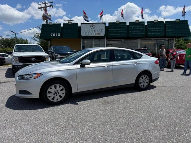 2013 Ford Fusion S
