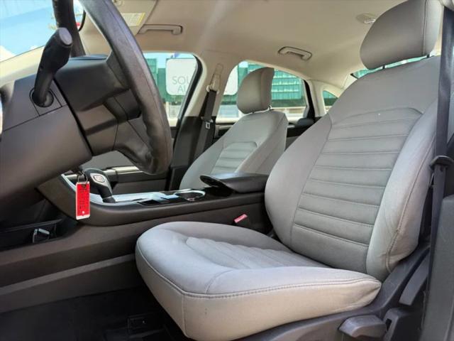 2013 Ford Fusion S