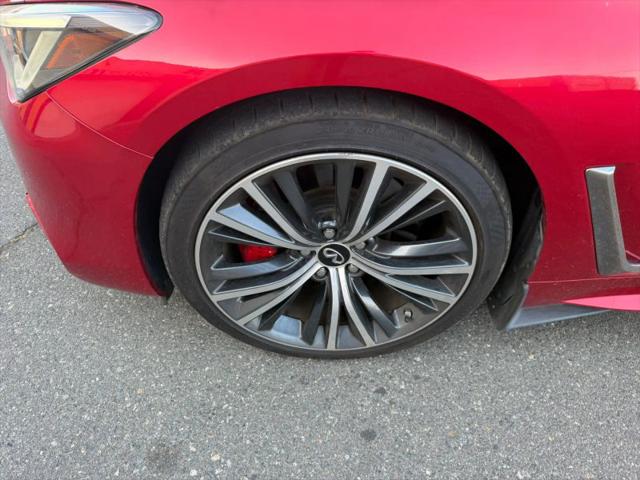 2017 INFINITI Q60 3.0t Red Sport 400
