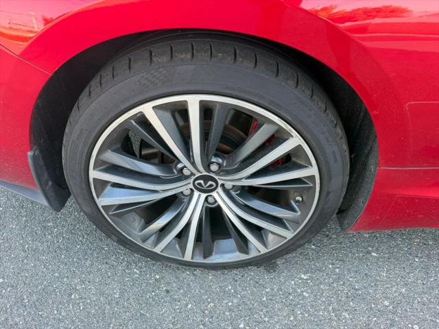2017 INFINITI Q60 3.0t Red Sport 400