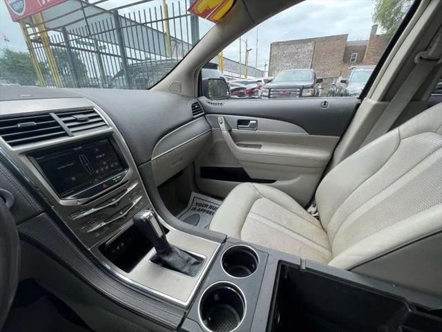 2014 Lincoln MKX Base