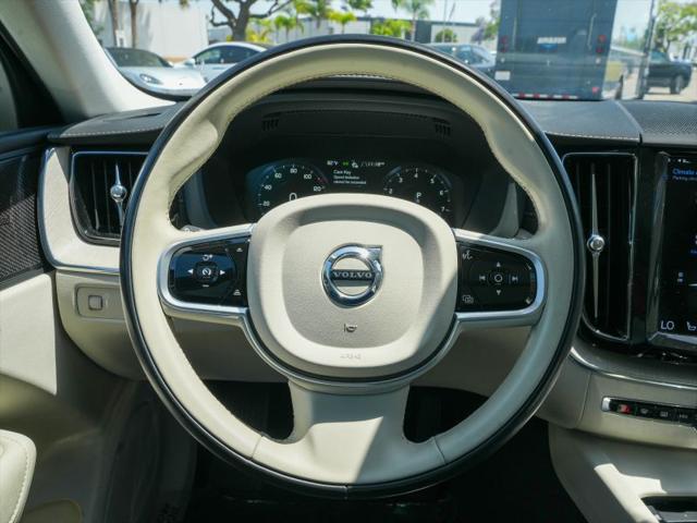 2021 Volvo XC60 T6 Inscription