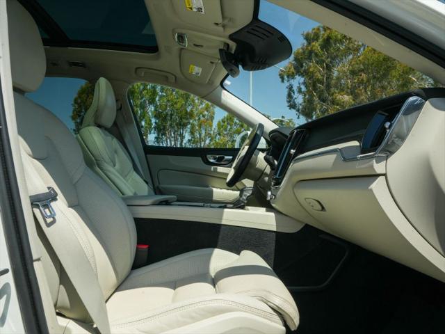 2021 Volvo XC60 T6 Inscription
