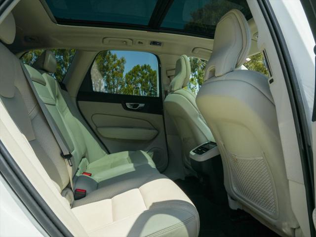 2021 Volvo XC60 T6 Inscription