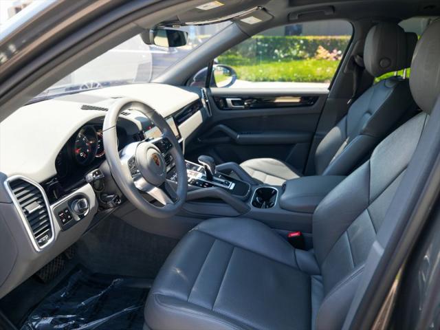 2021 Porsche Cayenne Base