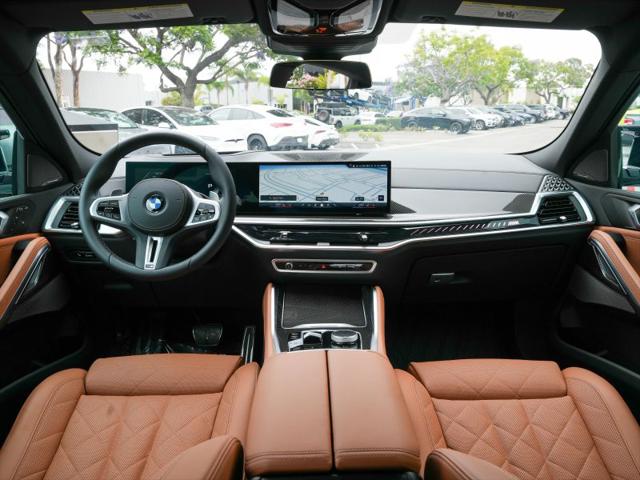 2025 BMW X6 M60i