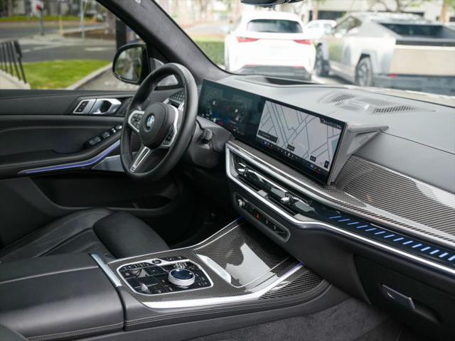 2025 BMW X7 M60i