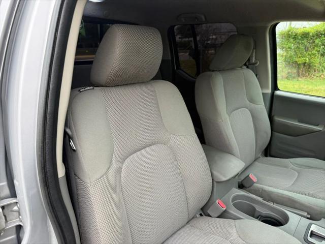 2016 Nissan Frontier SV