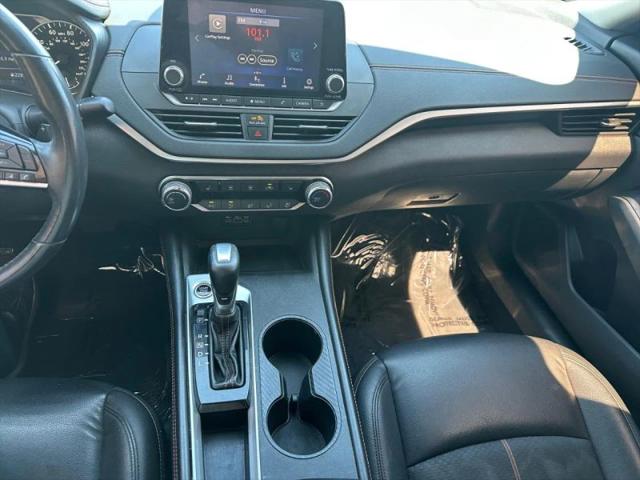 2021 Nissan Altima SR FWD