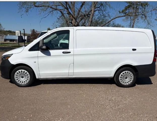 2022 Mercedes-Benz Metris Base