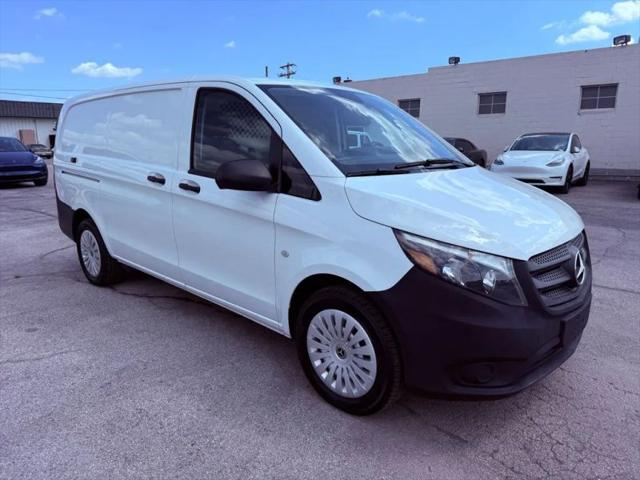 2022 Mercedes-Benz Metris Base