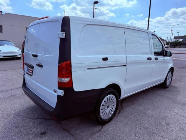 2022 Mercedes-Benz Metris Base