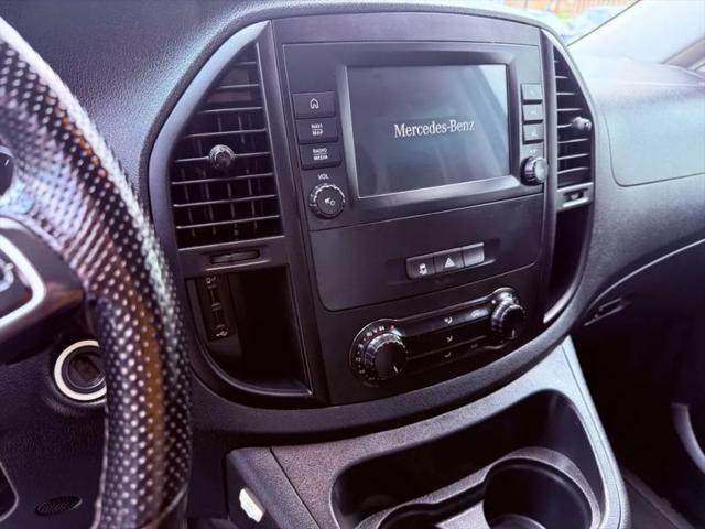2022 Mercedes-Benz Metris Base