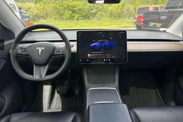 2022 Tesla Model Y Long Range Dual Motor All-Wheel Drive