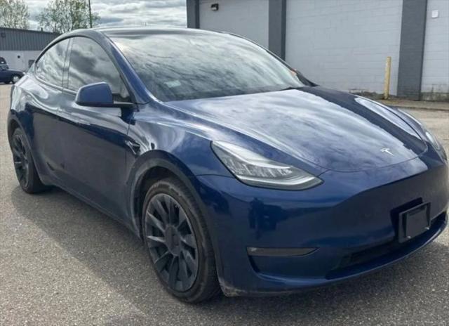 2022 Tesla Model Y Long Range Dual Motor All-Wheel Drive
