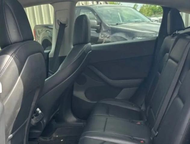 2022 Tesla Model Y Long Range Dual Motor All-Wheel Drive