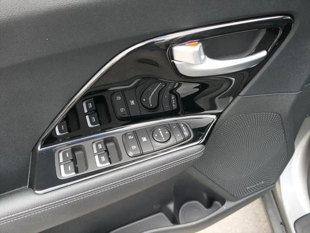 2022 Kia Niro EX Premium