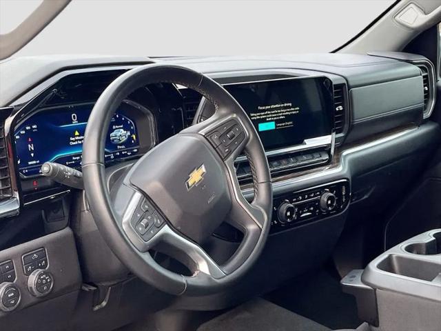 2023 Chevrolet Silverado 1500 4WD Crew Cab Short Bed RST