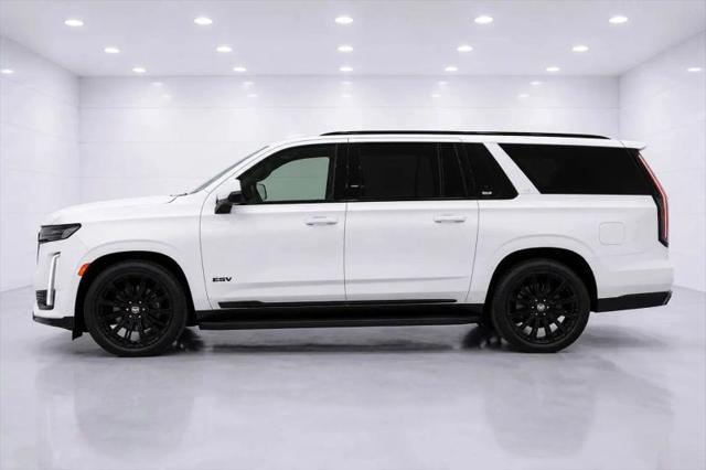 2022 Cadillac Escalade ESV 4WD Sport