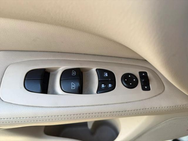 2015 Nissan Pathfinder SL