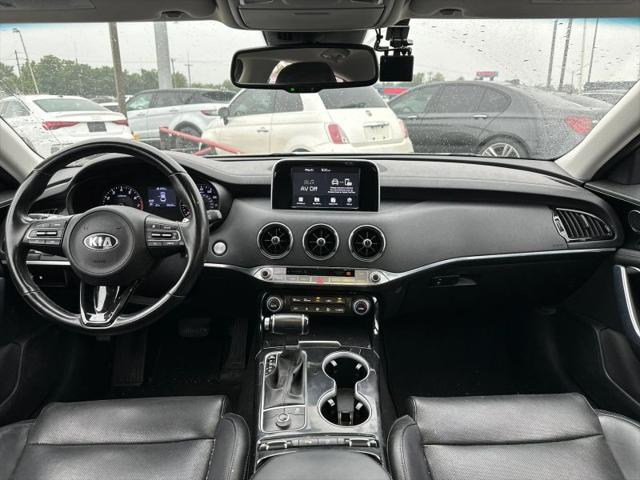 2018 Kia Stinger Base