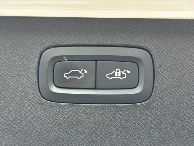 2020 Volvo XC90 T6 Inscription 6 Passenger
