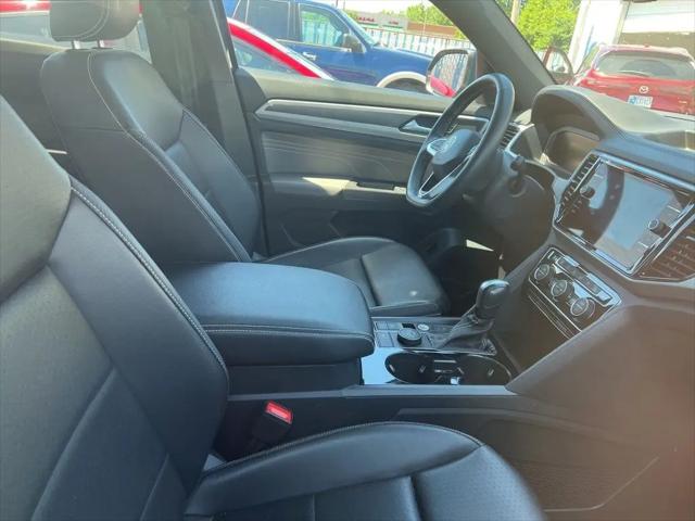 2022 Volkswagen Atlas Cross Sport 3.6L V6 SEL