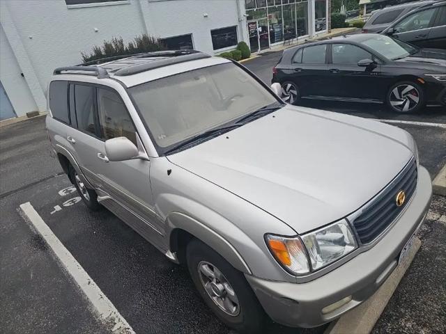 2001 Toyota Land Cruiser Base