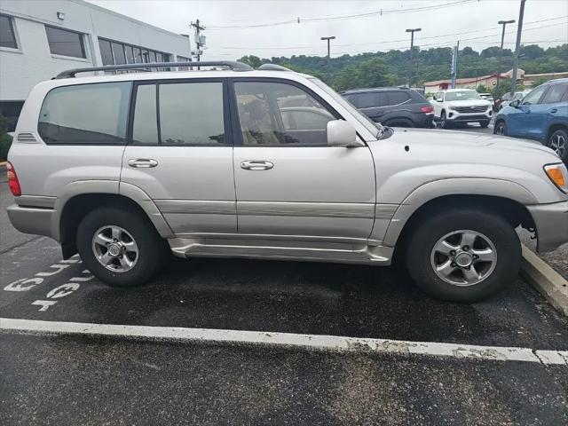 2001 Toyota Land Cruiser Base
