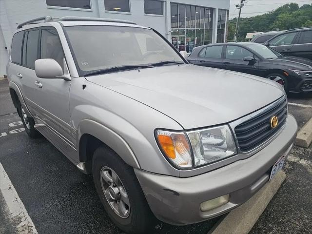 2001 Toyota Land Cruiser Base