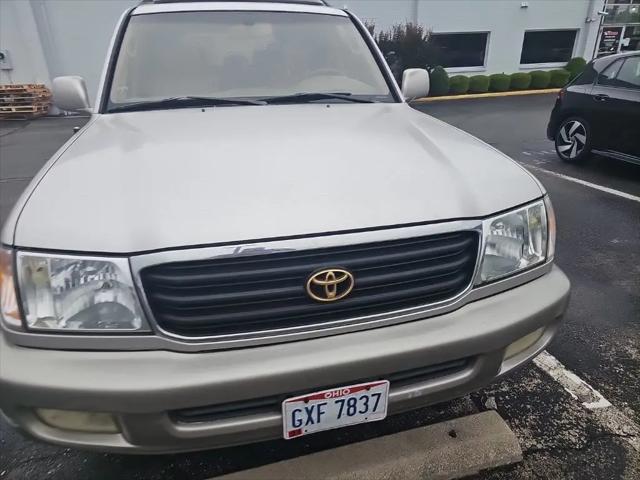 2001 Toyota Land Cruiser Base