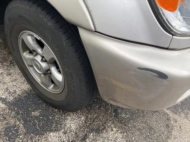 2001 Toyota Land Cruiser Base