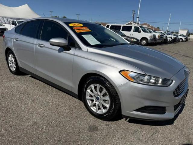 2016 Ford Fusion S