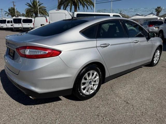 2016 Ford Fusion S