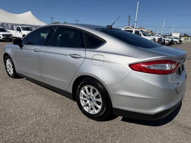 2016 Ford Fusion S