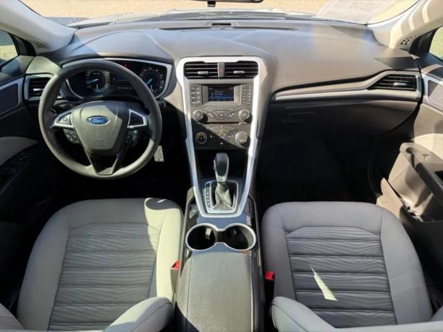 2016 Ford Fusion S