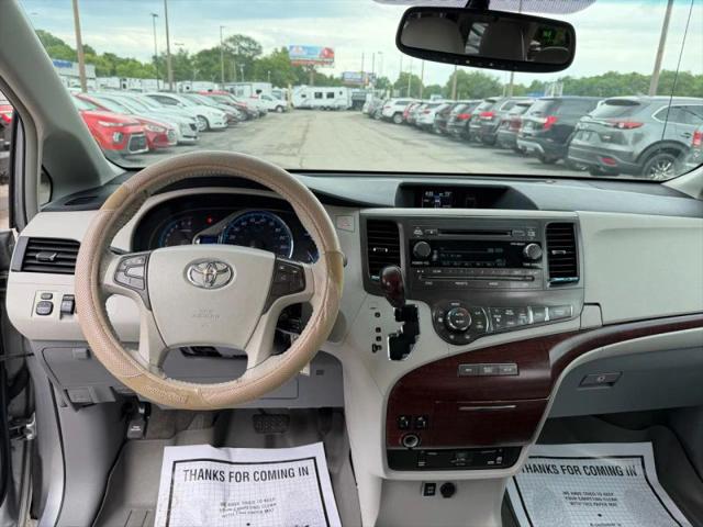 2011 Toyota Sienna XLE V6