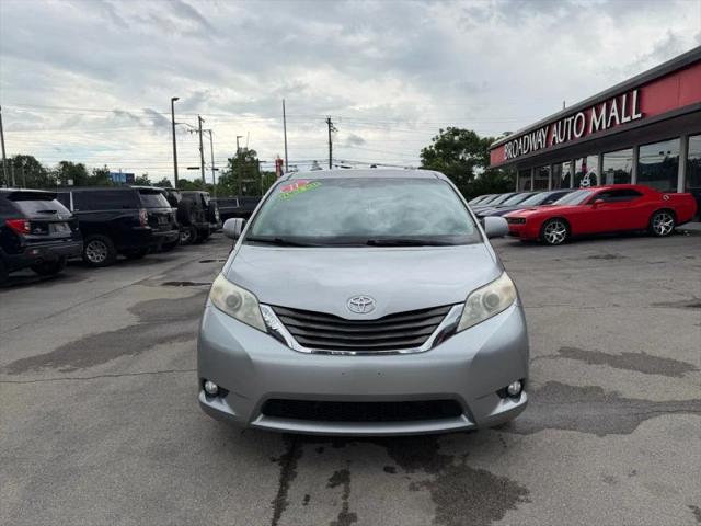 2011 Toyota Sienna XLE V6