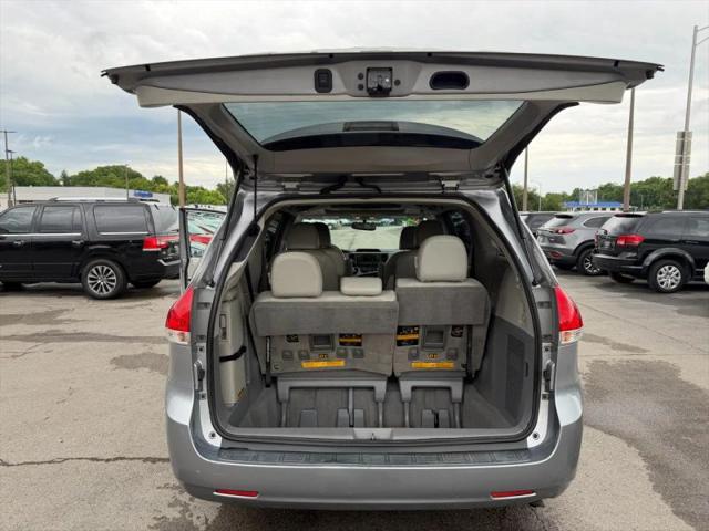 2011 Toyota Sienna XLE V6