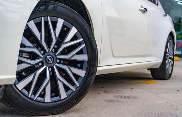 2025 Nissan Altima SV FWD