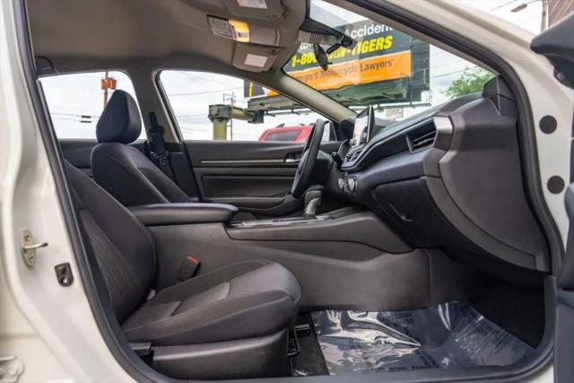 2025 Nissan Altima SV FWD