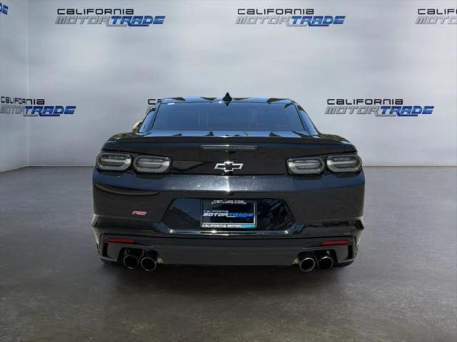 2021 Chevrolet Camaro RWD Coupe LT1