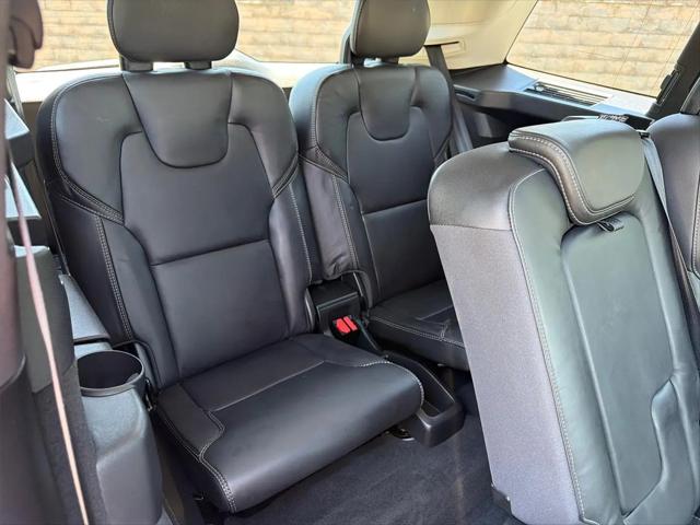 2024 Volvo XC90 B6 Ultimate Bright Theme 7-Seater
