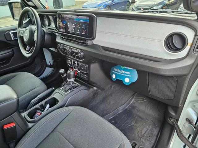 2024 Jeep Wrangler 4-Door Willys 4x4