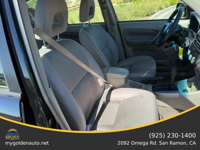 2005 Toyota RAV4 Base