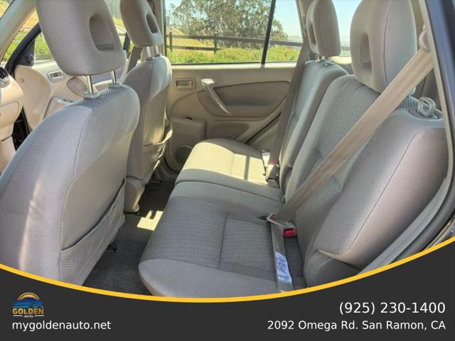 2005 Toyota RAV4 Base